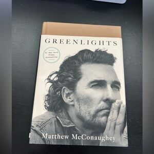 Greenlights by Matthew McConaughey - Hardcover Beige & Cream Cover